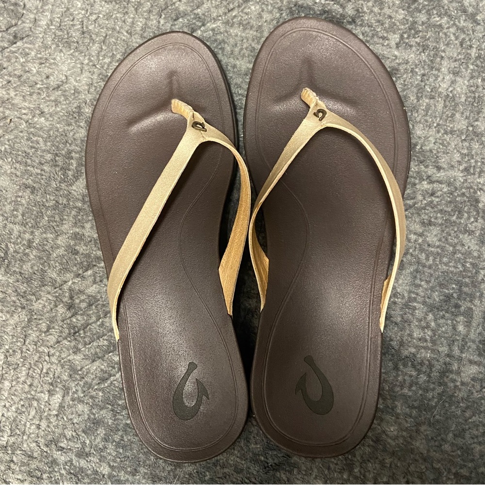 Women's OluKai Ho'opio Leather Flip Flop